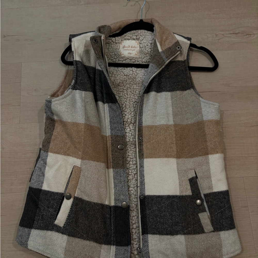 Altar'd State Plaid Sherpa Zip Jacket in Cream, Tan & Black